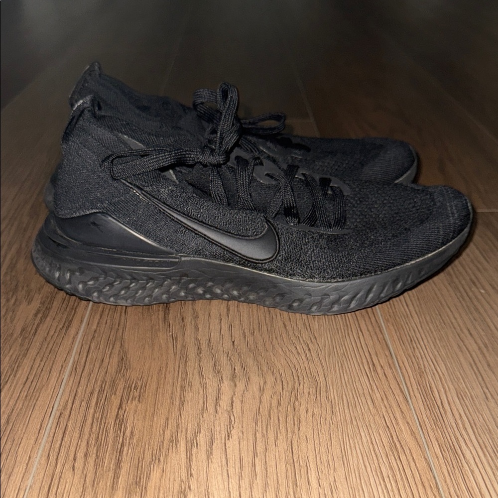 Nike epic react - image 1
